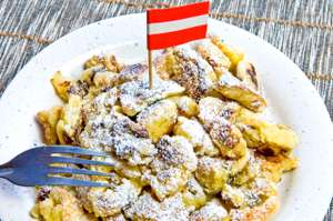 Spezialität Aus Österreich Kaiserschmarn