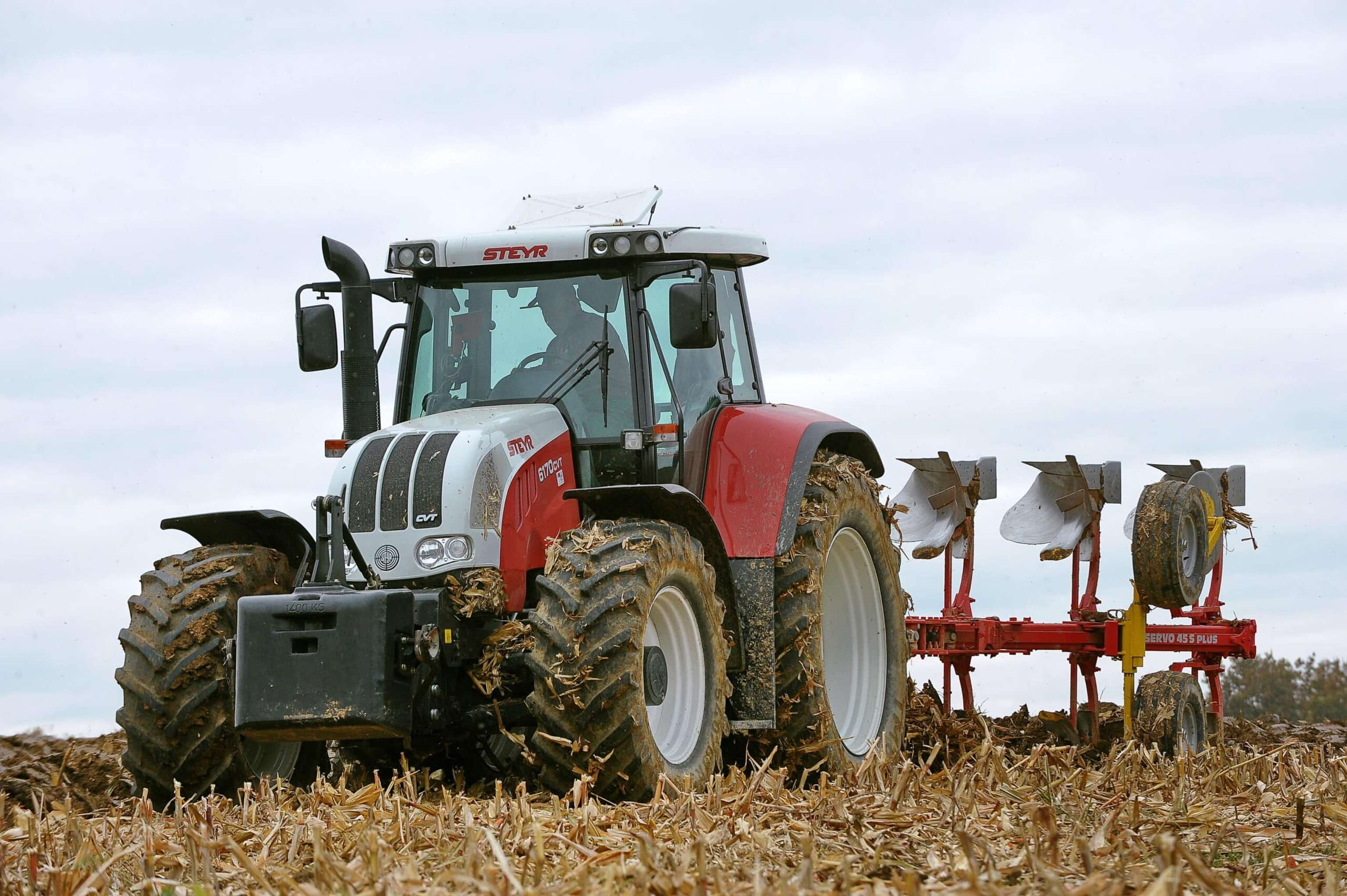 Pfluegen Maisacker 10 ID50752