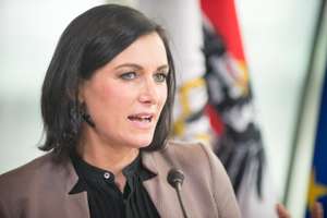 Bundesministerin Elisabeth Köstinger.