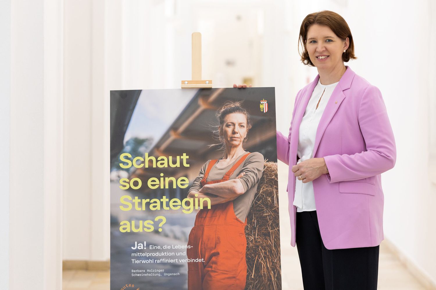Das „echte Leben“ auf heimischen Höfen erläutern will Agrarlandesrätin Michaela Langer-Weninger.