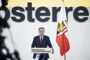 Entsprechend dem Parteitags-Motto stellt Landeshauptmann Thomas Stelzer politische und gestalterische Entschlossenheit ins Zentrum seiner Rede: „Was Oberösterreich braucht, um nach vorne zu kommen und vorne zu bleiben, ist Entschlossenheit“.