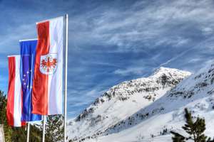 Staller Sattel, Stallersattel, Fahne, Flagge, Fahnenmast, Tirol,
