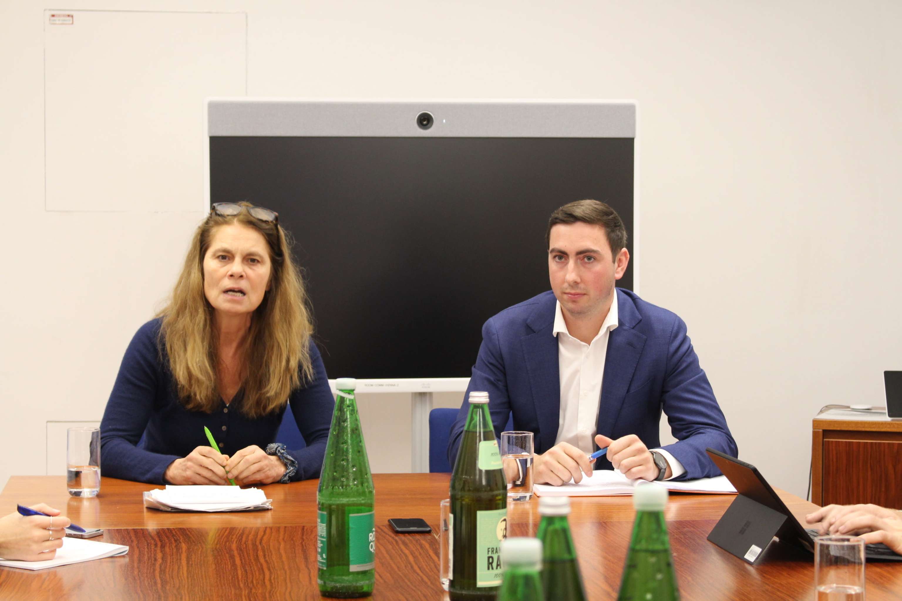 Berichterstatter mit gegensätzlichen Standpunkten. Sarah Wiener von den Grünen und Alexander Bernhuber von der EVP thematisierten die Zielkonflikte des SUR-Entwurfs.