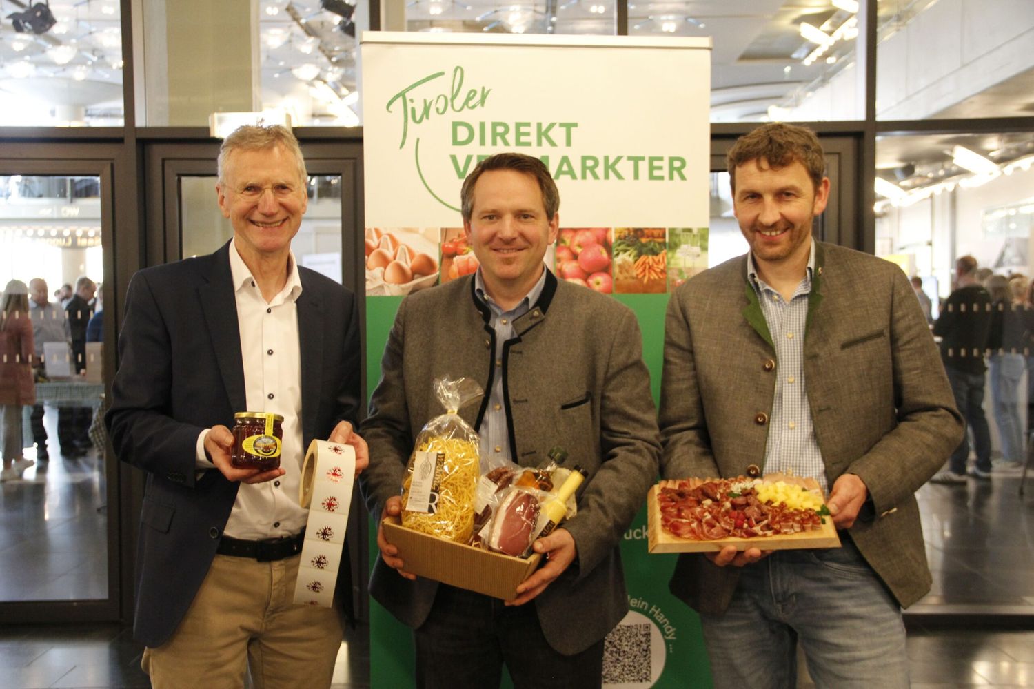 GF Wendelin Juen, Obmann Michael Jäger und Obmann-Stv. Hannes Danzl freuten sich über die erfolgreiche Bilanz des Direktvermarktungsverbandes.