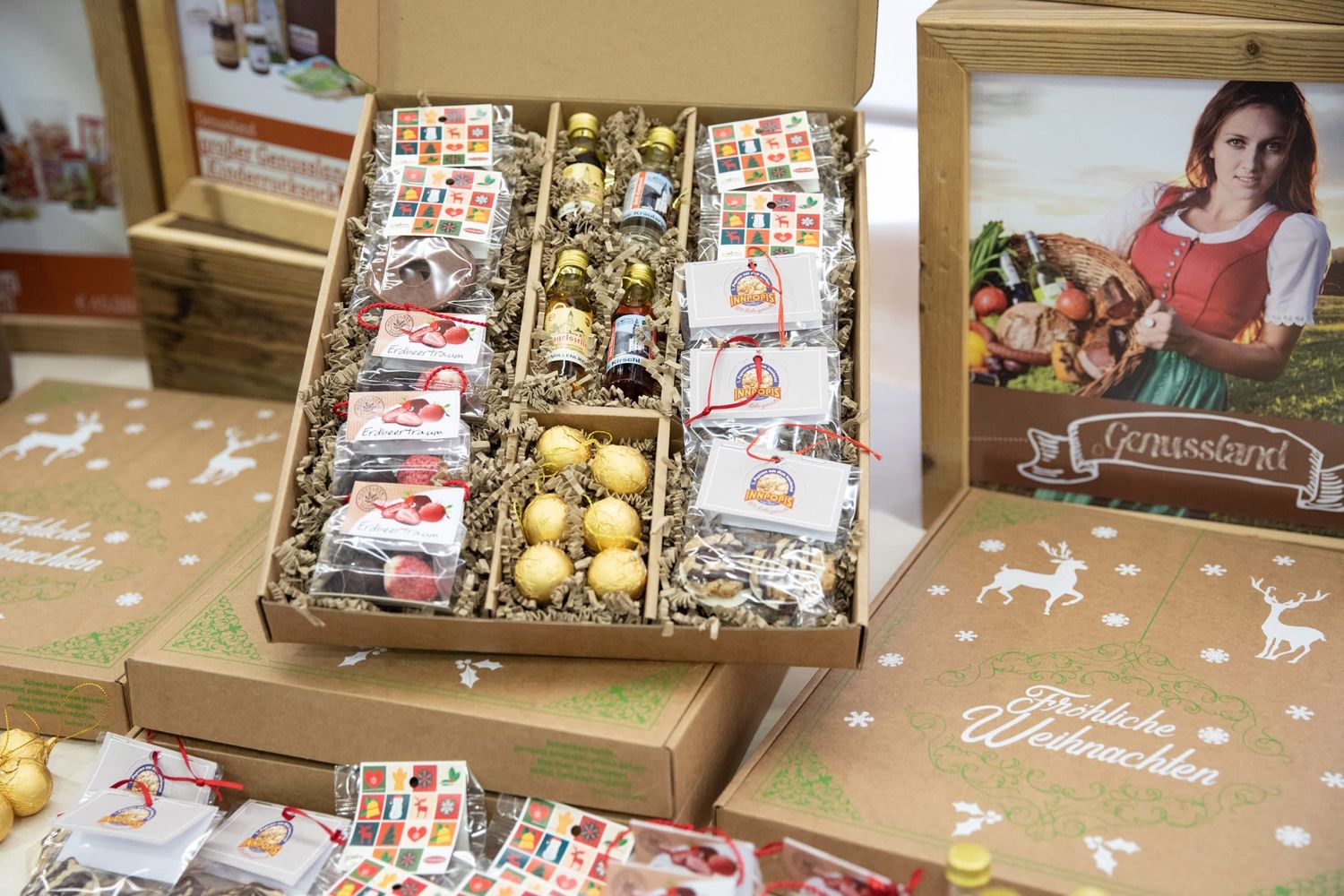 Weihnachtsbox In Nahaufnahme C Land OÖ Schaffner