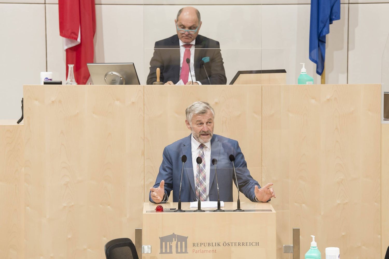 Klare Ansagen zum Budget 2022 von Nationalratsabgeordnetem Franz Eßl.