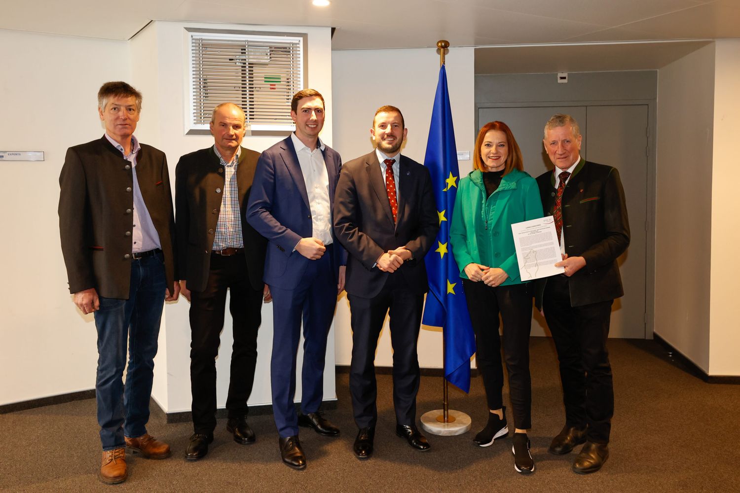 Bauernvertreter im Gespräch mit dem EU-Umweltkommissar.