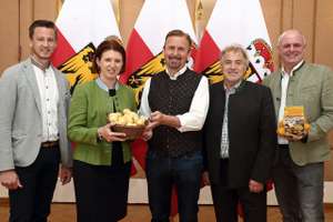 Martin Paminger, Langer-Weninger, Schauer, Alois Silmbroth, Mayr (v.l.)