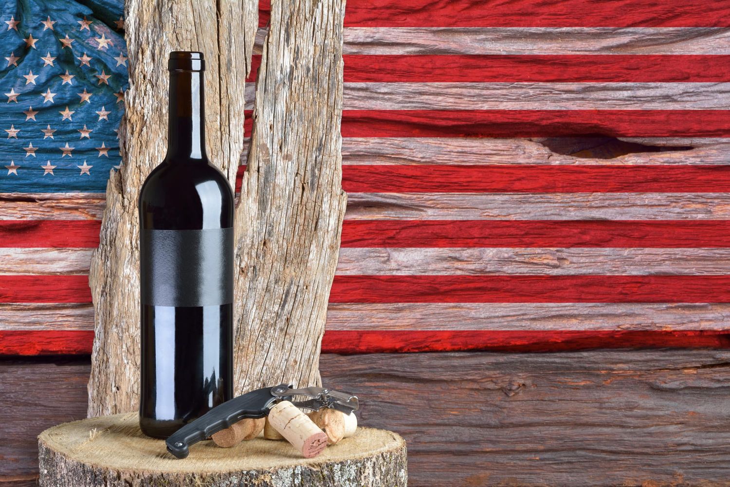 US-Flagge mit Wein