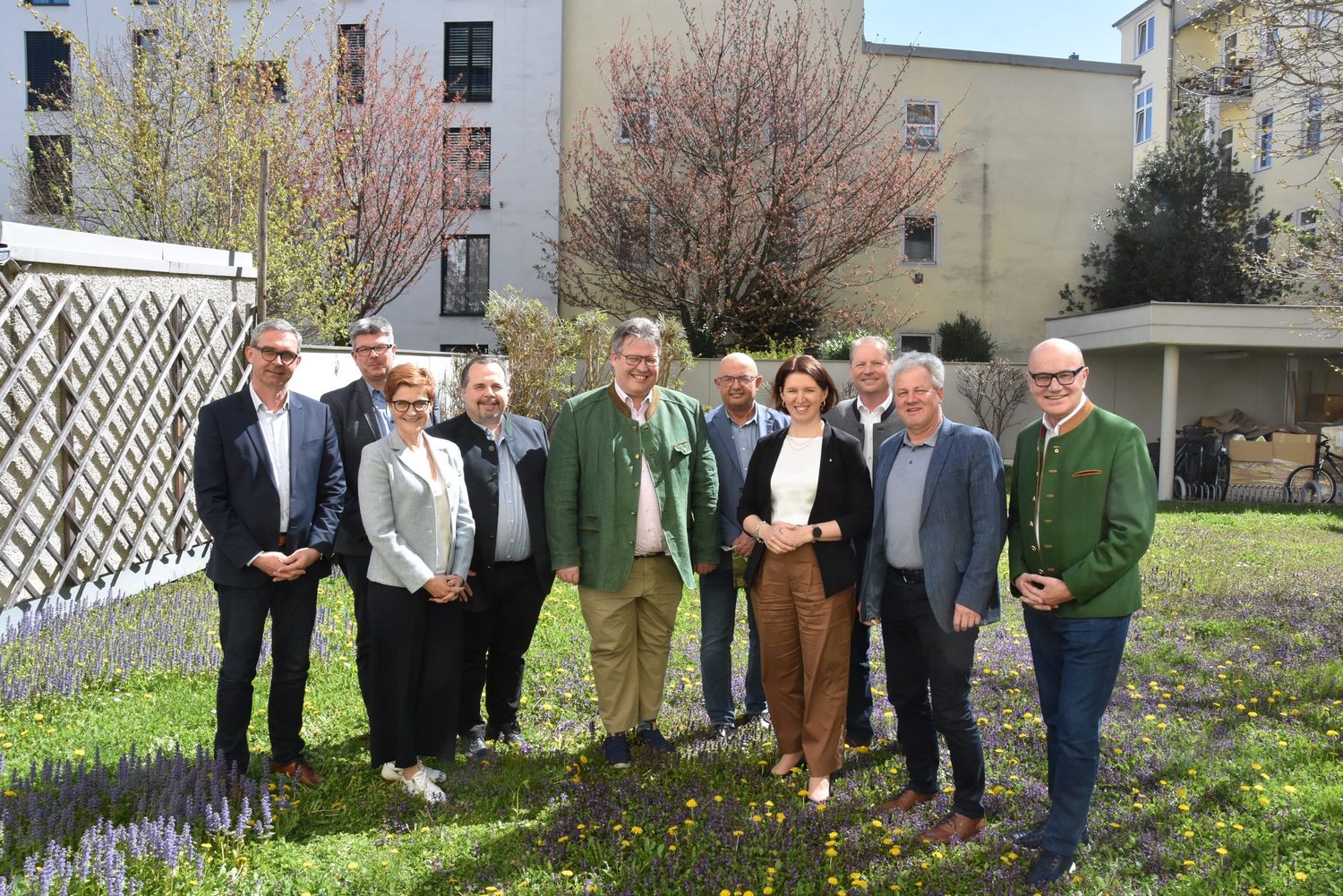V.l.: Waldenberger, Praher, Steinmetz-Tomala, Wögerer, Mayr-Stockinger, Royda, Langer-Weninger, Wallner, Grabmayr, Seeber