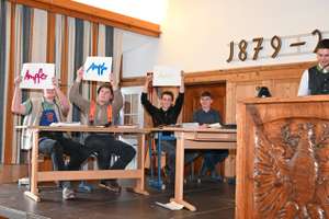 Schüler Sketch LLA Rotholz Elterntag