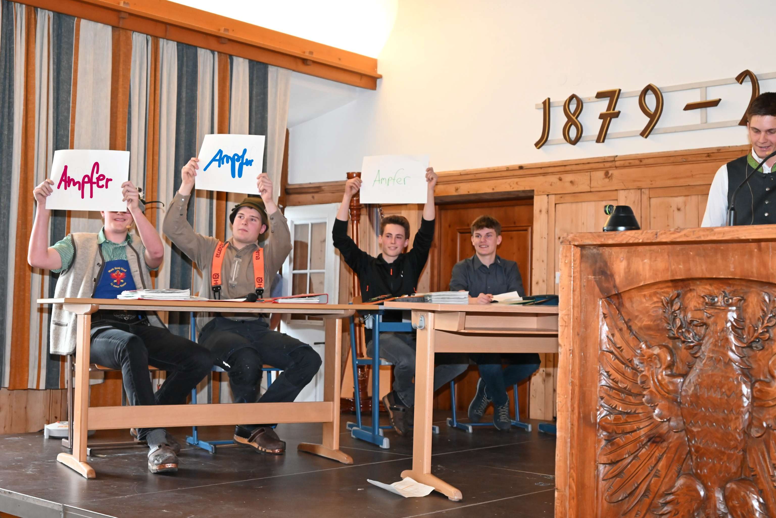 Schüler Sketch LLA Rotholz Elterntag