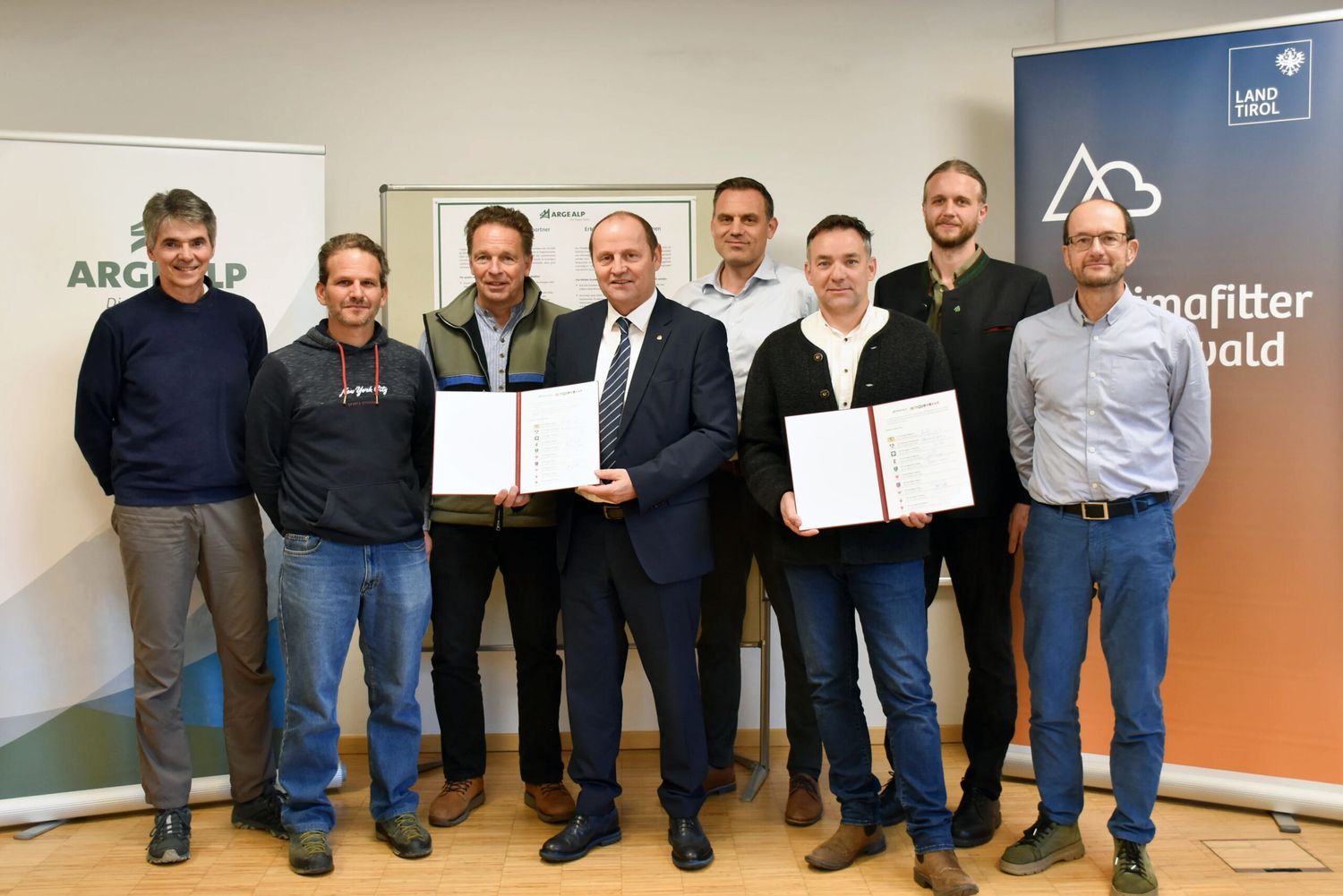 Im Zuge des abschließenden Treffens wurde eine gemeinsame Erklärung der Partnerregionen unterzeichnet.