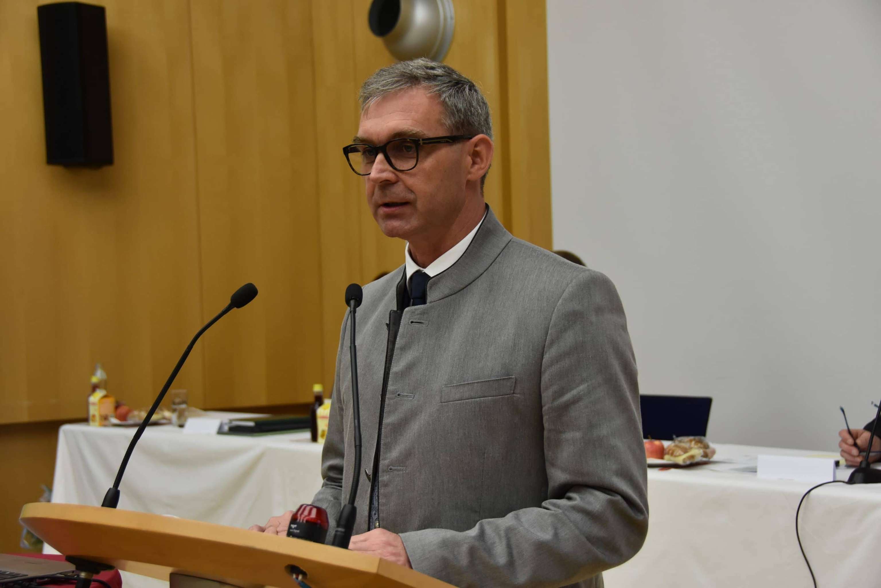 Franz Waldenberger bei seiner Antrittsrede: „Mein Anspruch ist es, die gesamte Vielfalt der oberösterreichischen Land- und Forstwirtschaft wirksam zu vertreten und den Strukturwandel zu bremsen.“