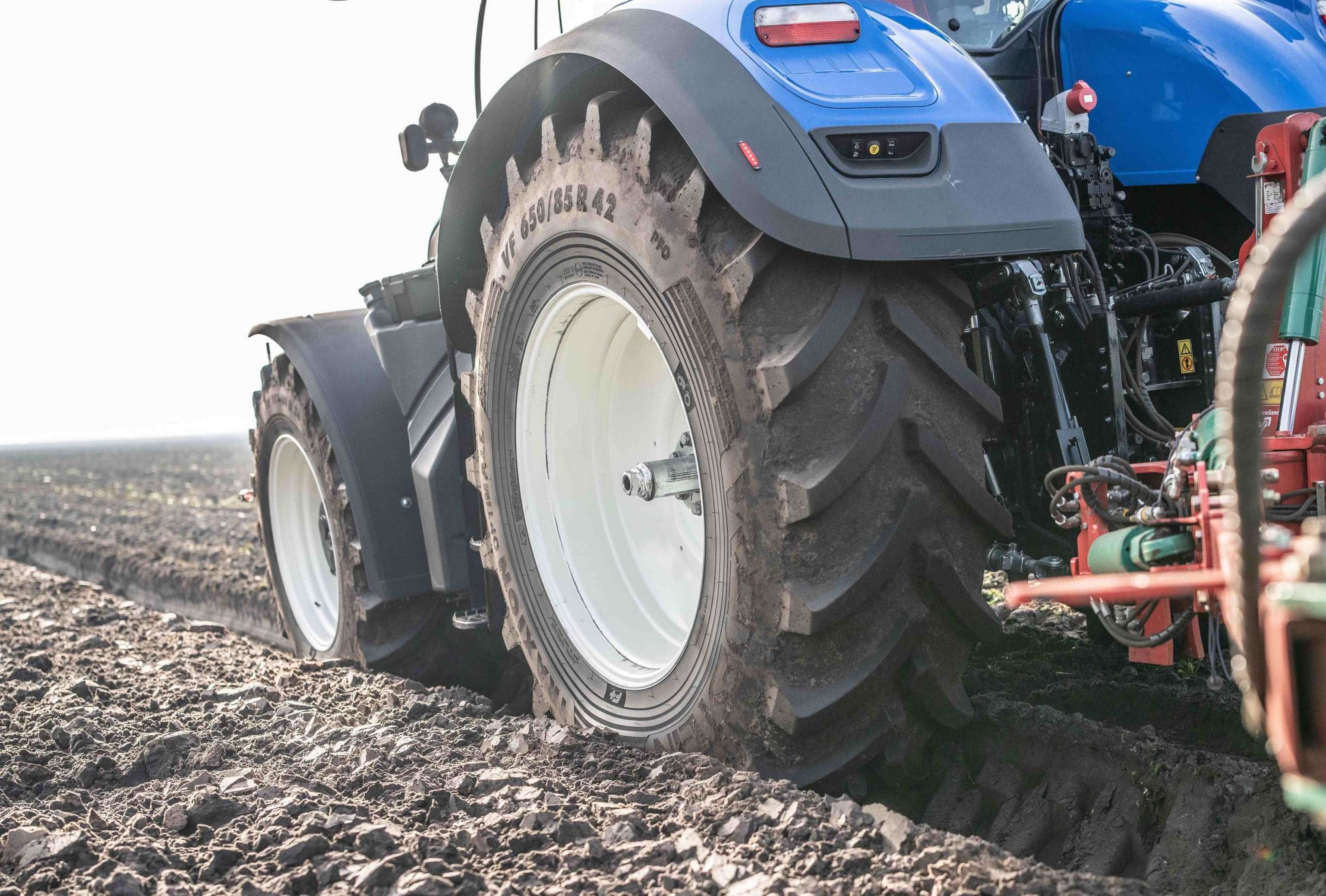 01 Vredestein Traxion Optimall Ploughing Sizes