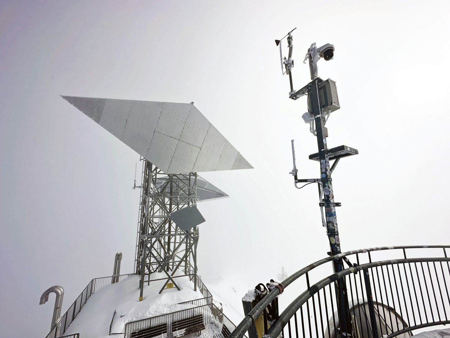 Der Wetterradar Valluga wird künftig wieder Daten aus einem Umfeld von 220 Kilometern liefern &#8211; bis zum Bereich Basel und Stuttgart.