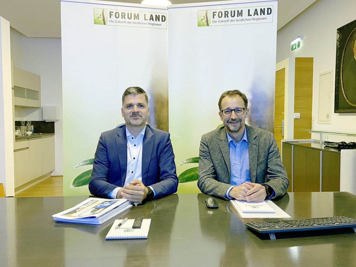 Rupert Ebenbichler, Geschäftsführer Energieagentur Tirol und Thomas Danzl, Bezirksobmann Forum Land Innsbruck