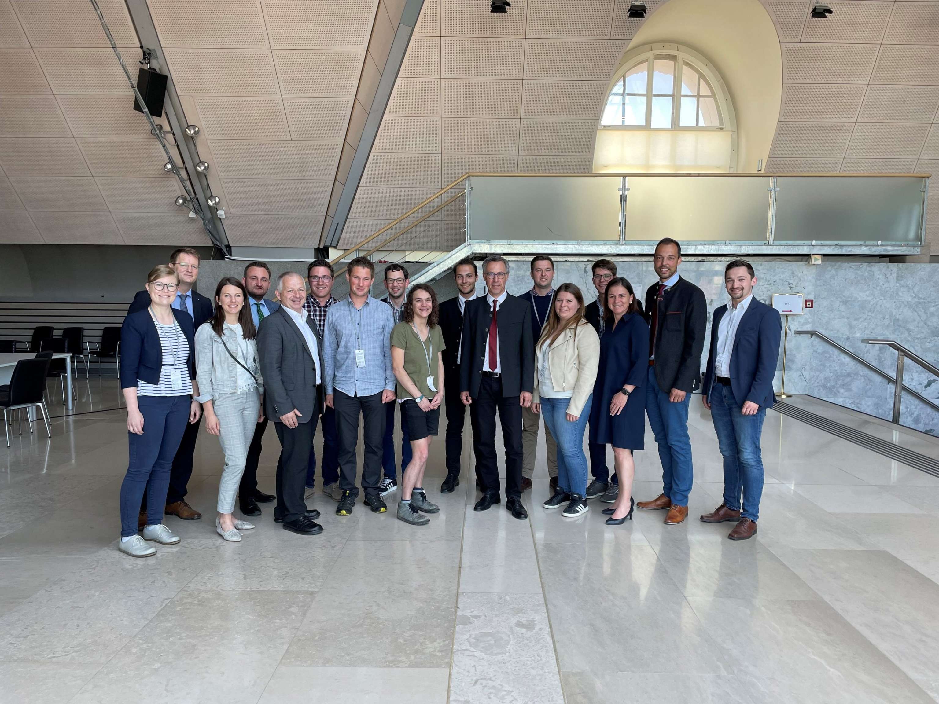 Parlament NR 2