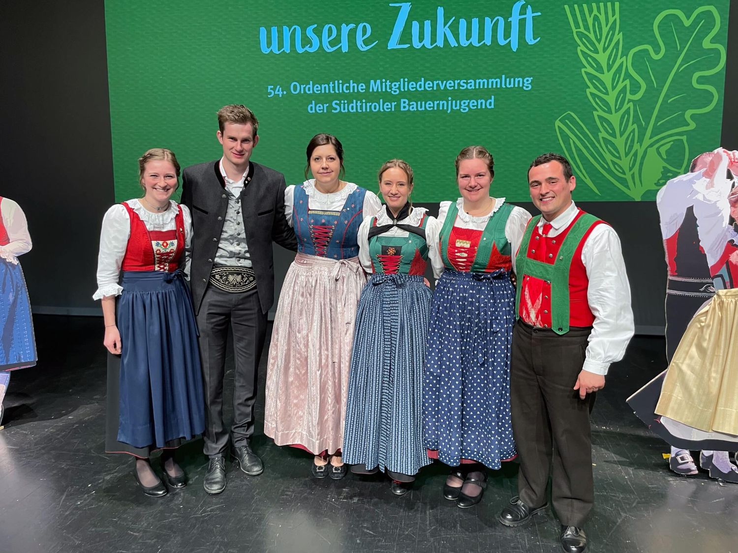 Landesleiterin-Stv. Katharina Mair, Landesobmann Christoph Pirnbacher, Landesleiterin Jaqueline Traxl, Landesleiterin SBJ Anna Knottner, Landesgeschäftsführerin Notburga Heim und Landesobmann SBJ Raffael Peer freuten sich über eine gelungene Veranstaltung.