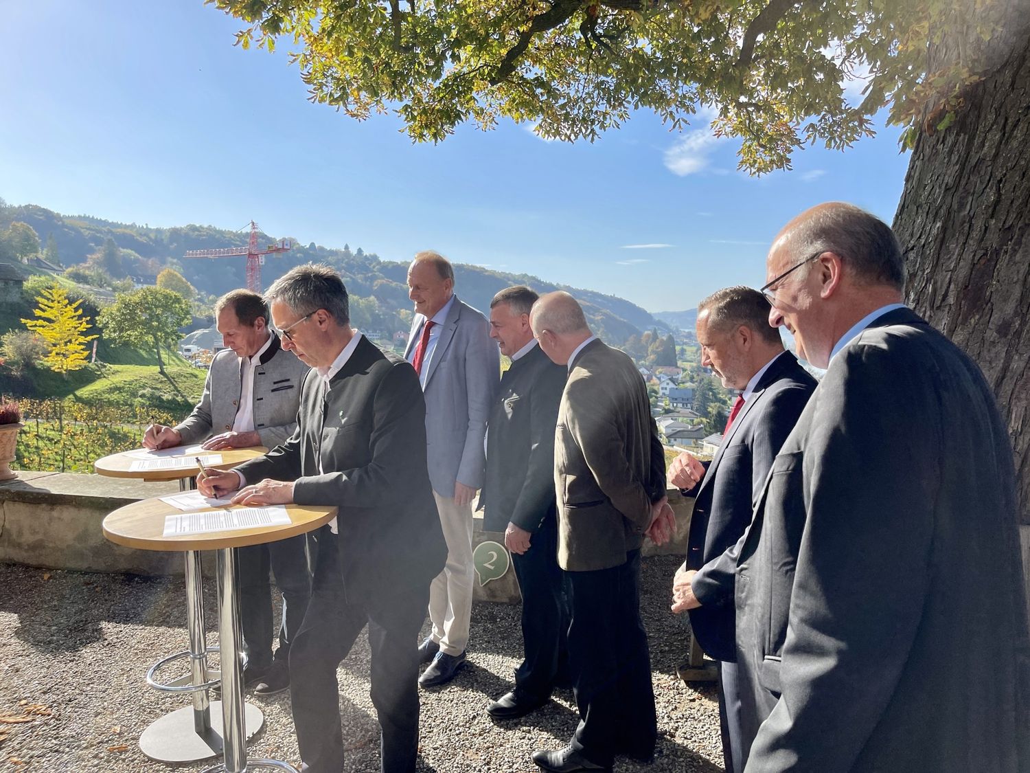 Für Österreich unterzeichneten LK-Präsident Josef Moosbrugger sowie Bauernbund-Chef Georg Strasser die Arenenberger Erklärung.