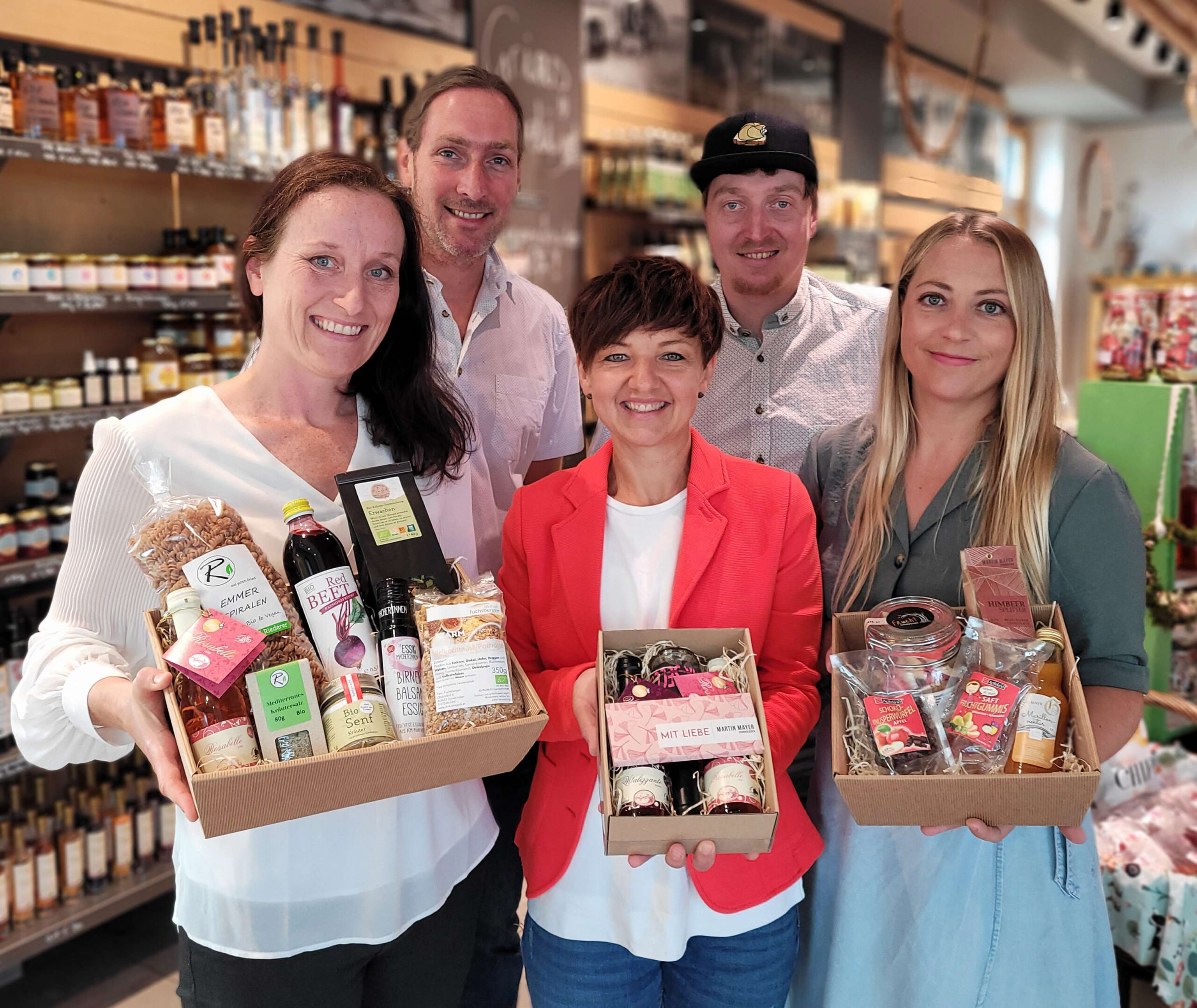 Gruppenfoto Geschenke