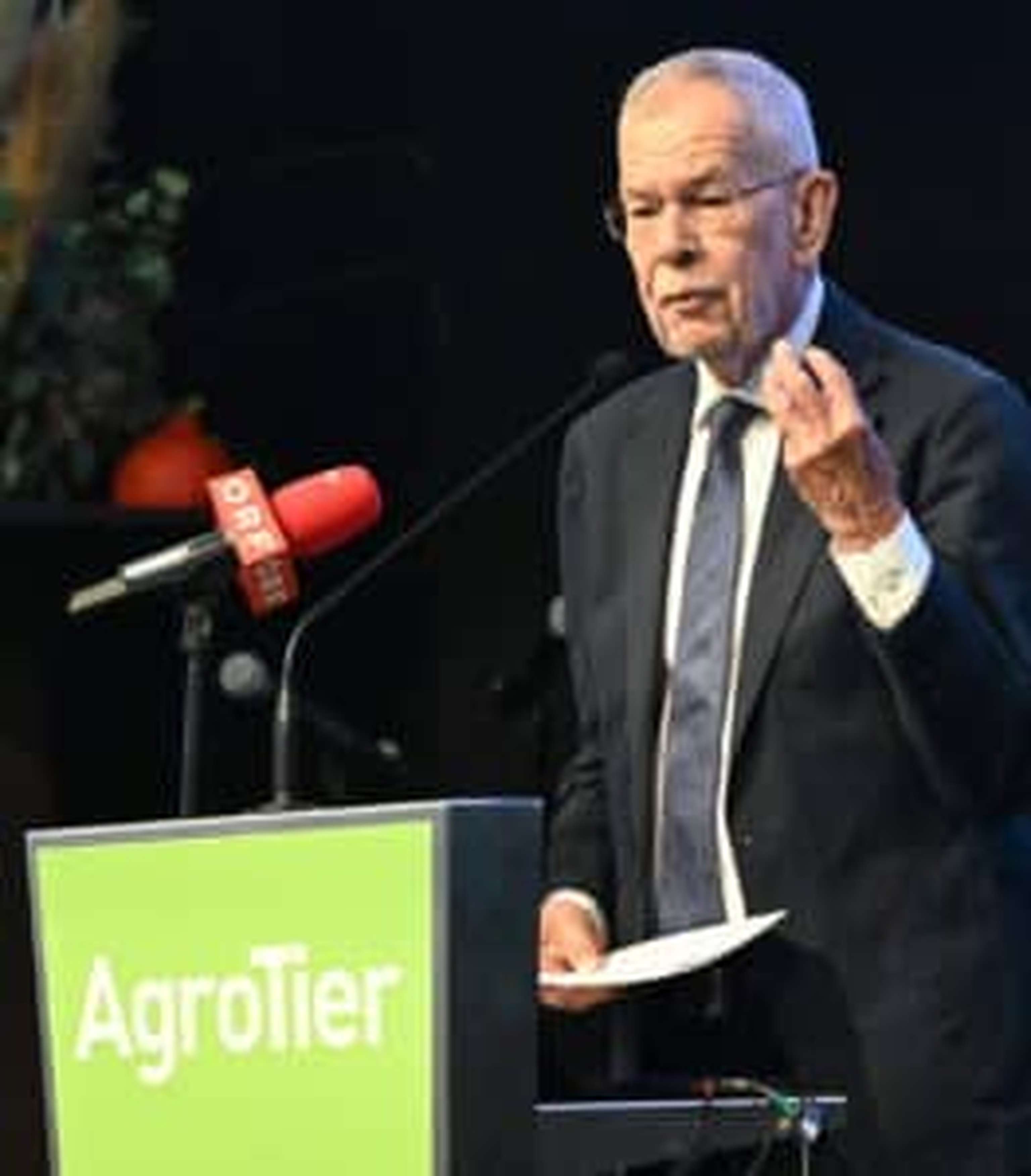 Lobende Worte für die Bäuerinnen und Bauern von Bundespräsident Van der Bellen.