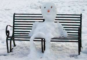 Schneemann schmilzt