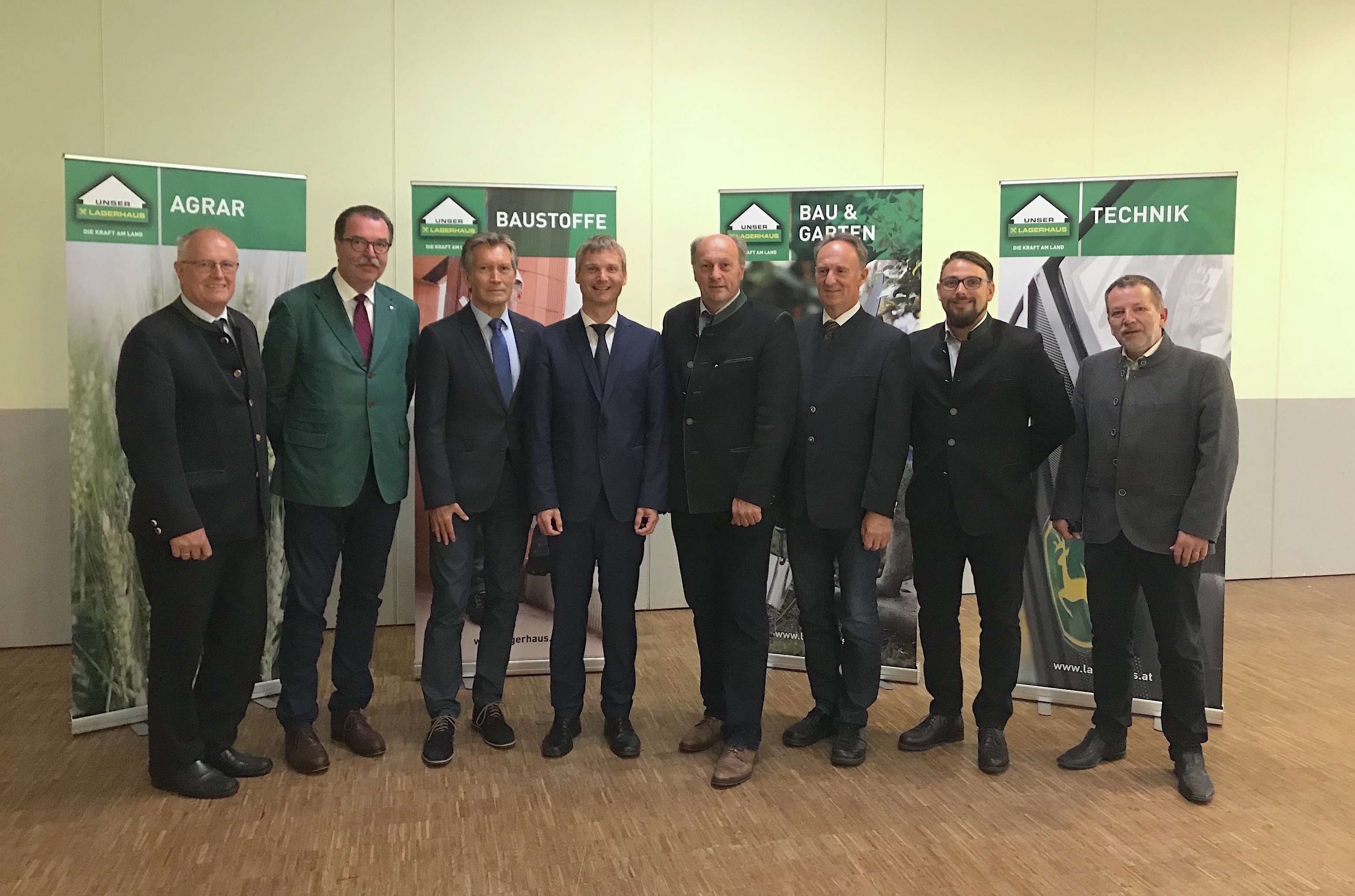 V.l.: Franz Reisecker, Andreas Figerl, Josef Kainrad, Stefan Schamberger, Ludwig Hubauer, Georg Garstenauer, Martin Schurm und Gerhard Steinkress