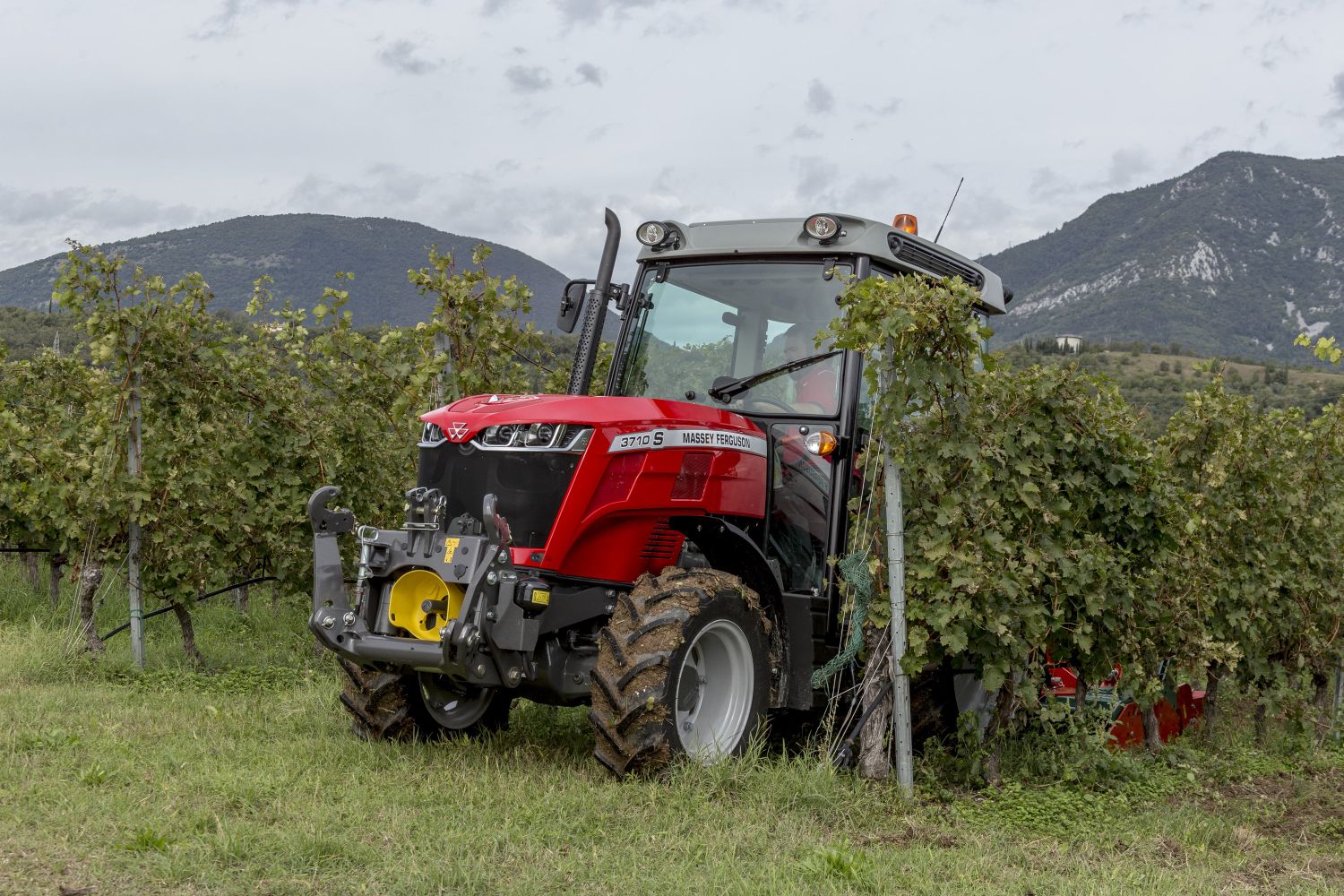 Auf der Austro Vin ist der MF 3700 besonders günstig.