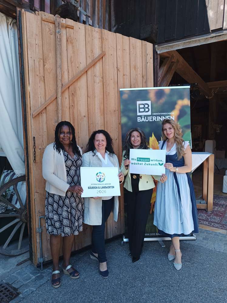 Olivia Mugabe Mitterer, Johanna Haider, Cecilia Baldivieso de Witzany, Franziska Winklmayr (Tochter von Michelle)