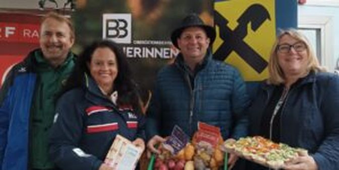 Live bei Arcimboldo am Südbahnhofmarkt: Manfred Schauer, Johanna Haider, Thomas Kraxberger und Klaudia Ritzberger (v.l.)