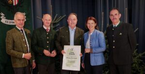 Eferding: BJM Angermeier, LJM Sieghartsleitner, ÖR Hans Ecker, Agrarlandesrätin Langer-Weninger und BJM-Stv. Josef Aigner