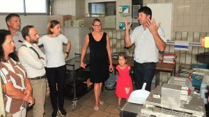 Schmiedtbauer im Gespräch mit Familie Zehethofer