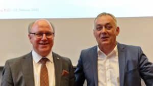 TGÖ-Koordinator Gottfried Schoder mit Obmann Franz Rauscher