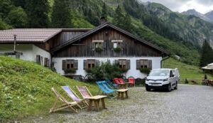 Die Petersbergalm in Hinterhornbach ist ein beliebtes Ausflugsziel für Radfahrer.