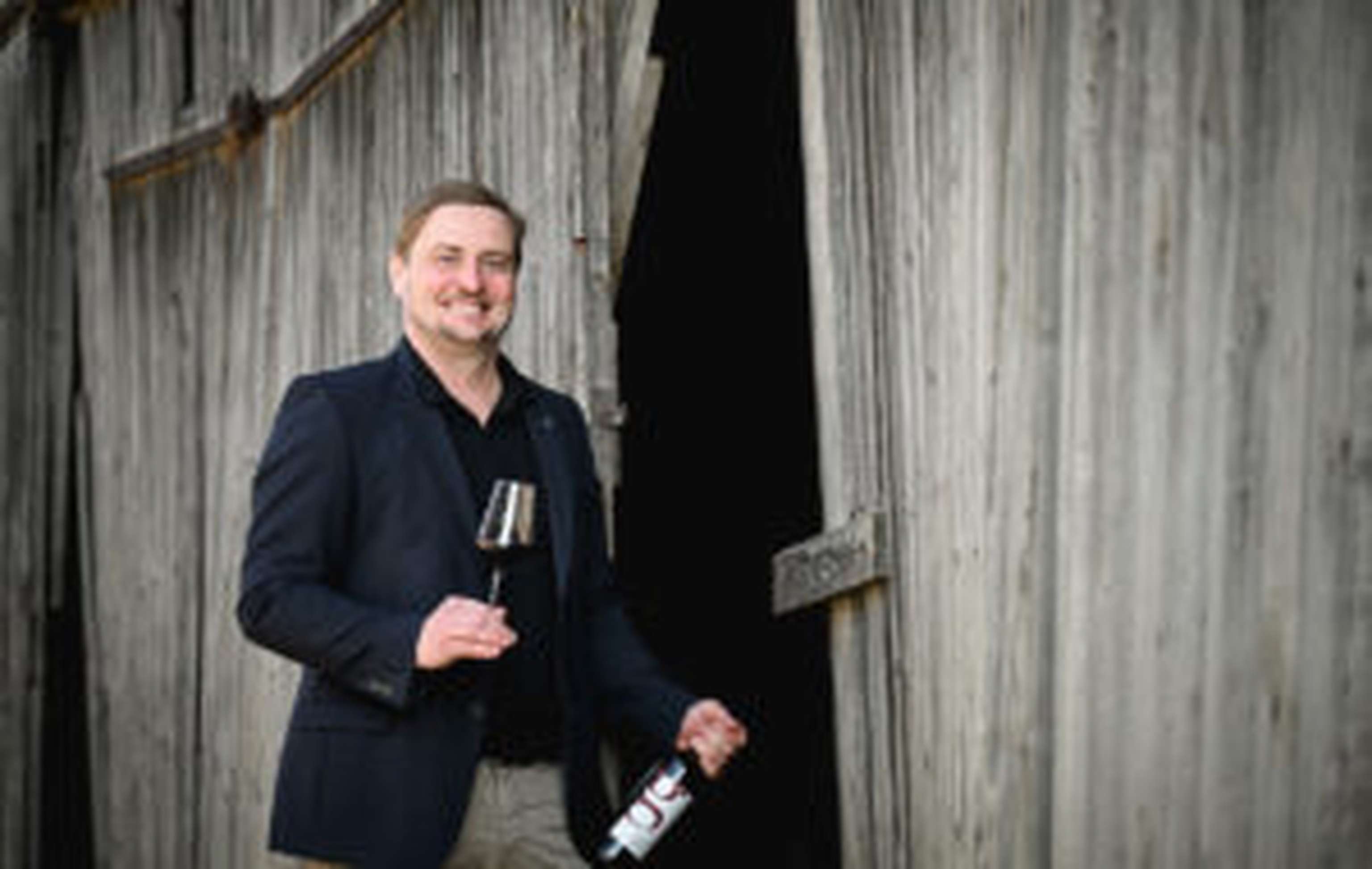 eo Gmeiner: „Das heurige Jahr war auf Grund der wechselnden Wetterlagen ein echter Prüfstein. Wir sind damit aber sehr gut zurechtgekommen. Der Jahrgang ist sehr vielversprechend, da wir einen goldenen Herbst haben. Das heißt für heuer: Mengenmäßig ein guter Durchschnitt bei sehr hohen Qualitäten.“