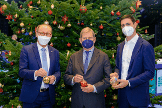 Othmar Karas, Johannes Hahn und Alexander BernhuberFOTO: EU-Parlament