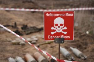 Verminte Felder sind vor allem für die Landwirte in der Ukraine eine Gefahr.