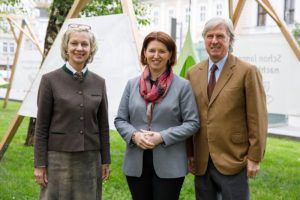 Elfriede Moser (l.), Michaela Langer-Weninger und Georg Adam Starhemberg