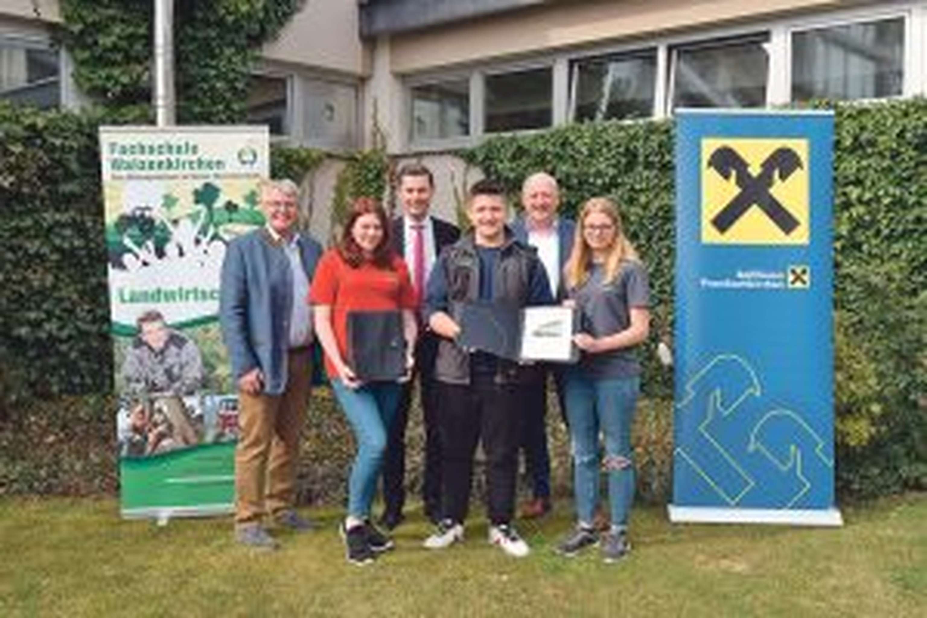 Schüler erstellen Haus- und Hofchroniken.