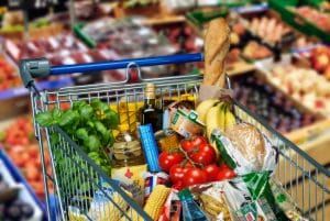 Im ersten Halbjahr 2021 landeten mehr Bio-Produkte in den Einkaufswägen.FOTO: Eisenhans-stock.adobe.com