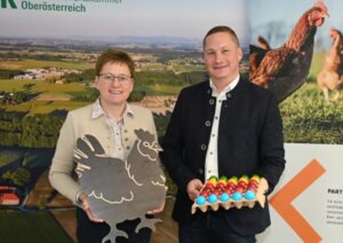 LK-Vizepräsidentin Rosemarie Ferstl und Gerold Sterrer, Obmann der Geflügelwirtschaft OÖ