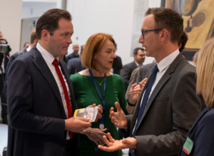 Landwirtschaftsminister Totschnig und Simone Schmiedtbauer waren Teilnehmer der EVP-Diskussion im EU-Parlament.