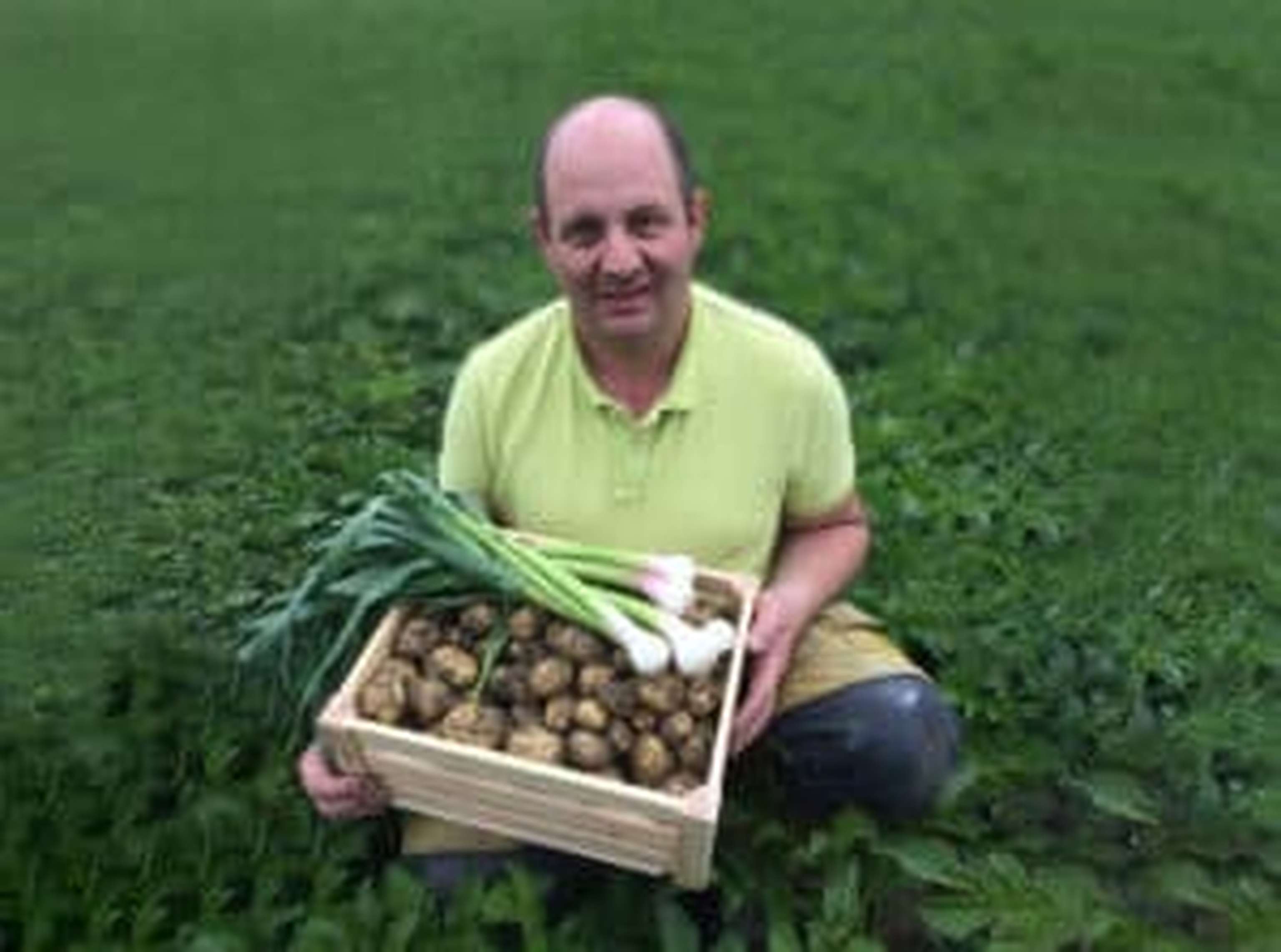 Bauernbund-Bezirksobmann Eferding„Es ist für mich das Schönste, wenn man etwas aussät, der Natur bei ihrem großartigen Schauspiel, dem Wachsen, zusehen kann und mit der Ernte den Erfolg mit anderen genießen kann.“