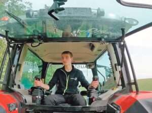 Die Veränderung der Rückwand der Kabine war der komplizierteste Teil der Arbeit.