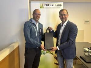 Landesveterinärdirektor Matthias Vill und Forum Land-Bezirksobmann Thomas Danzl