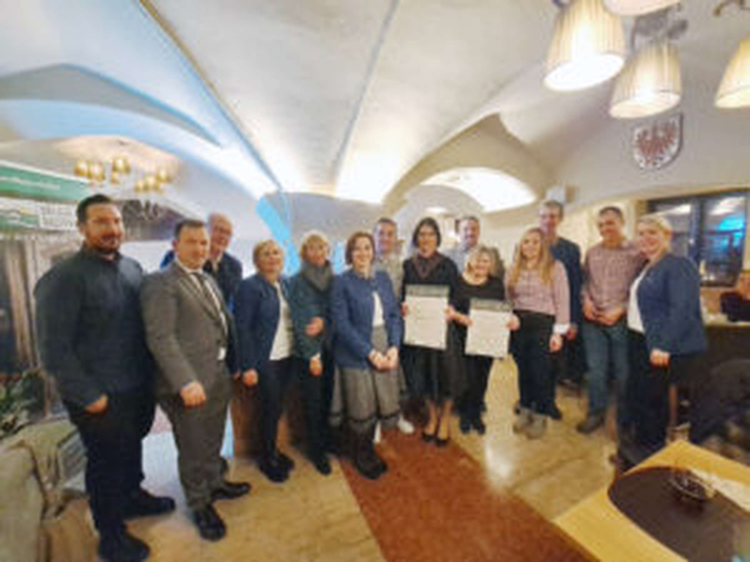 Die Ehrengäste gratulierten den Betrieben zur Qualitätsüberprüfung.