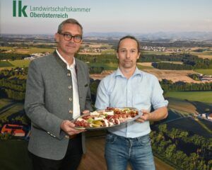 Franz Waldenberger (l.) und Obmann Josef Stöckl