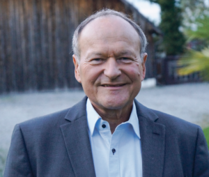 Auch der ehemalige Landesobmann des NÖ Bauernbundes, Ing. Hermann Schultes, nimmt an dieser unvergesslichen Reise teil.