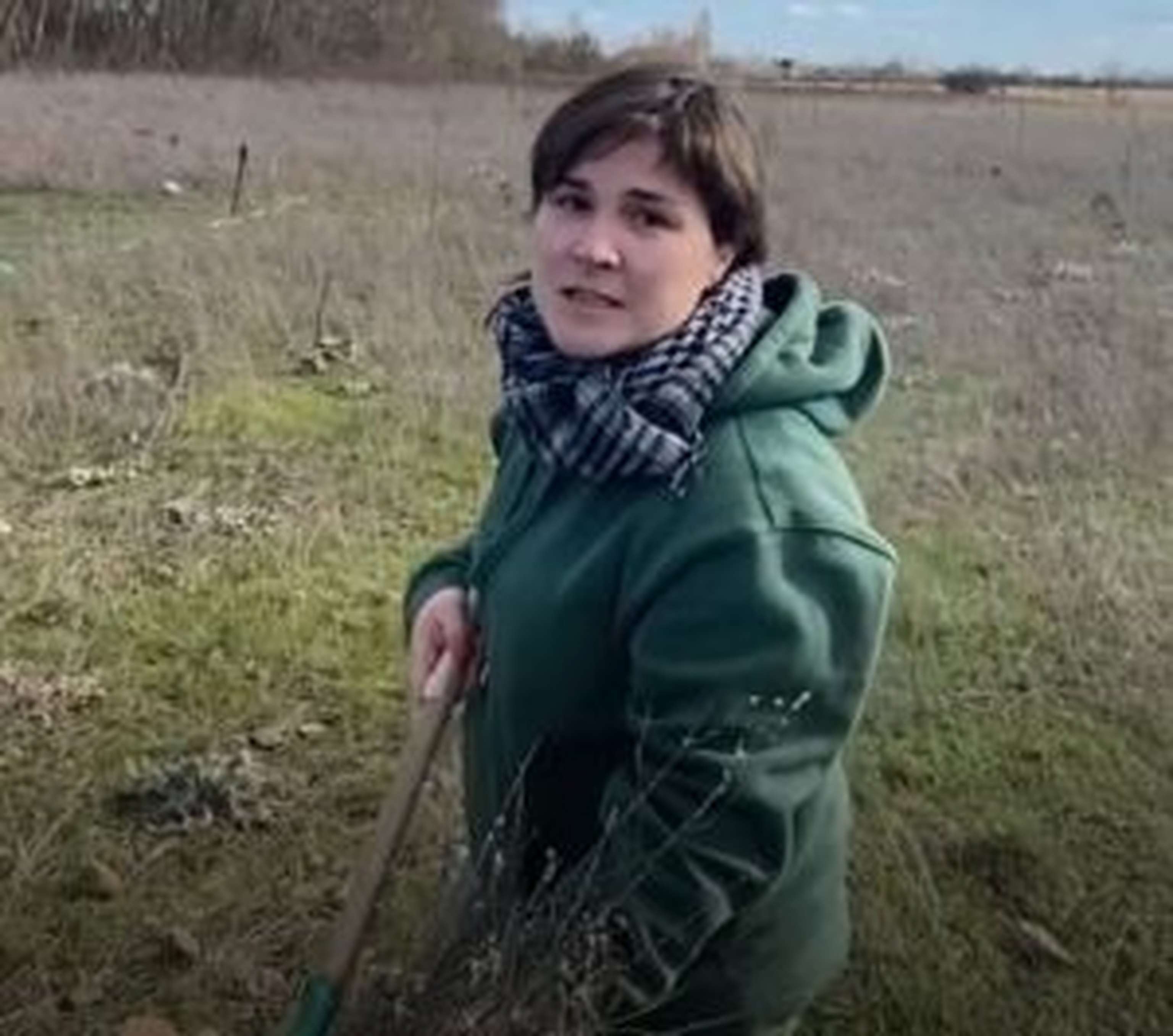 Nazaret Mateos Alvarez bei der Arbeit. Foto: Screenshot/Innovation Award for Women farmers